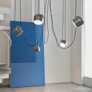 FLOS Aim LED-Pendelleuchte light silver eloxiert