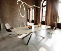 Esstisch Edge Boot 240x120 cm Keramik Iris FMG Onice Oro Kreuzgestell ...